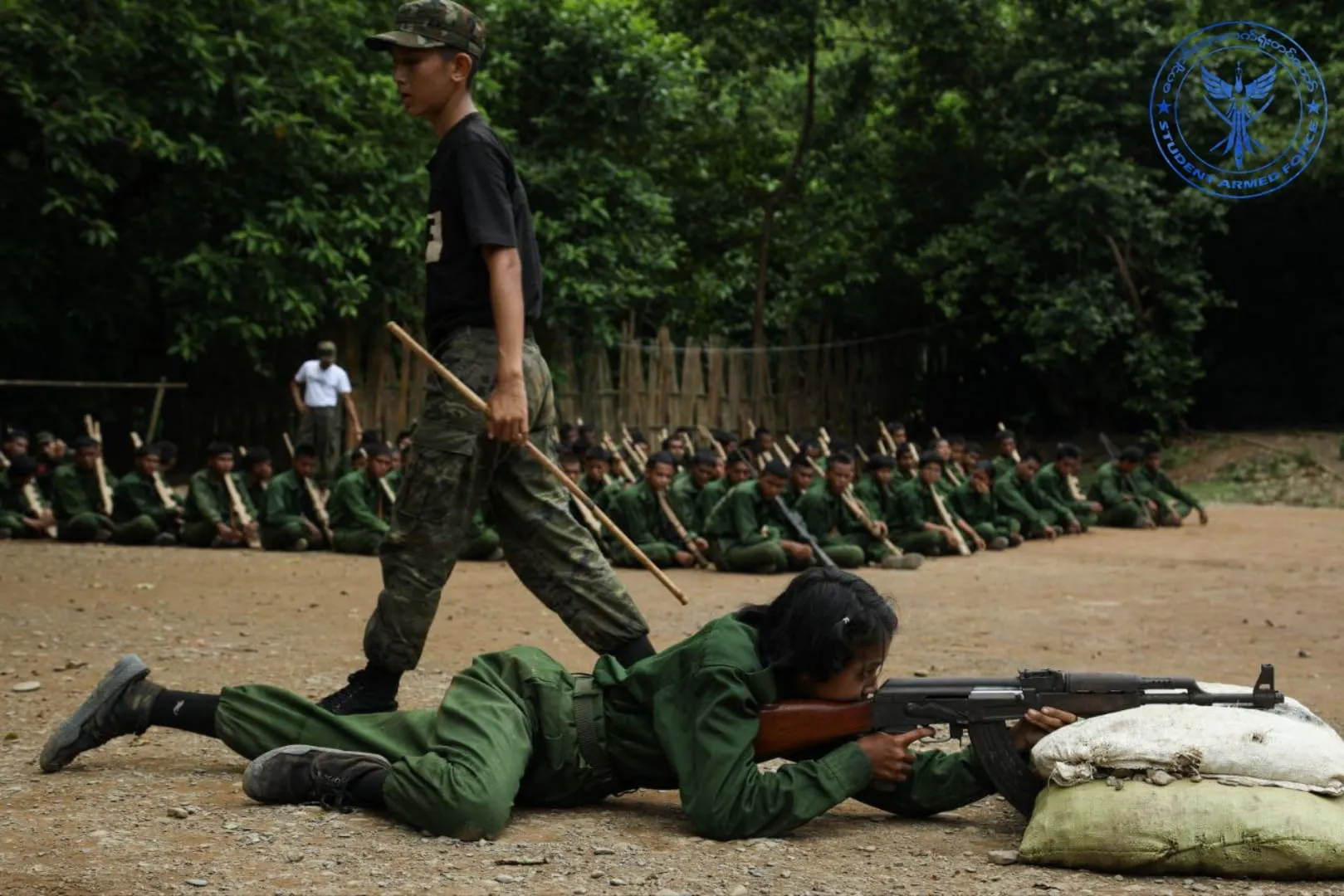Documentary pictures of the trainees' machine gun range training during the basic military education course of the Student Armed Force.